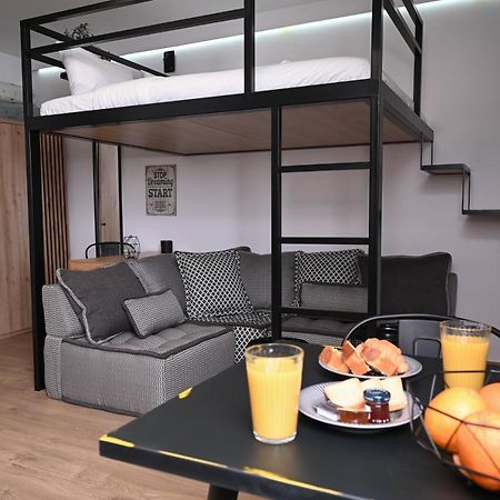 Апартаменты Urban Loft By Neuvel Афины Экстерьер фото