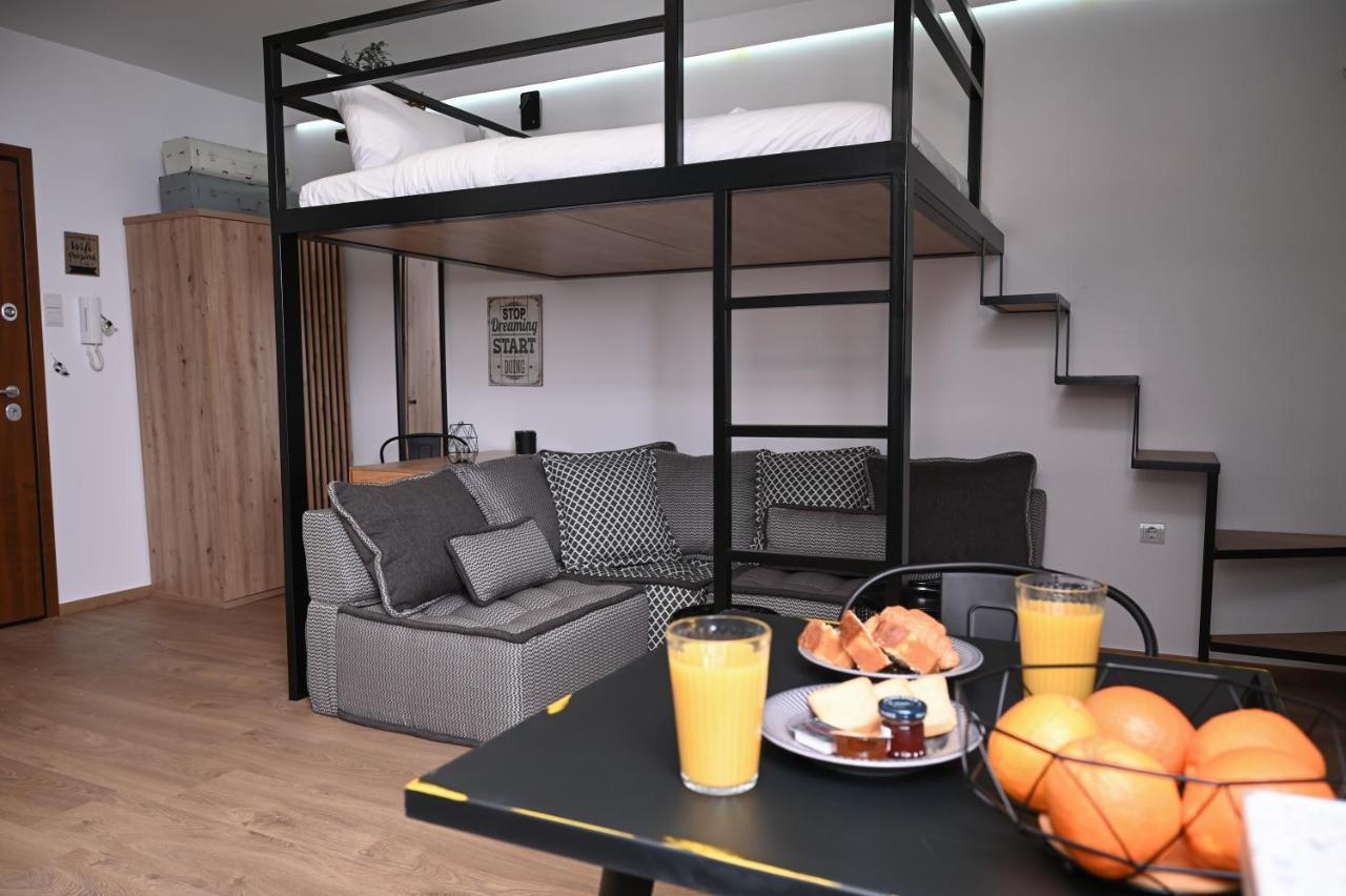 Апартаменты Urban Loft By Neuvel Афины Экстерьер фото